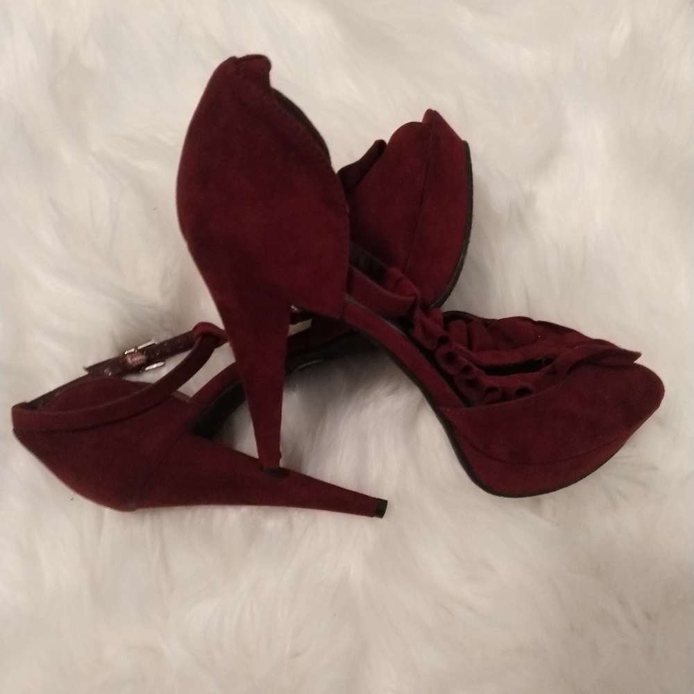 G by Guess Stilletos